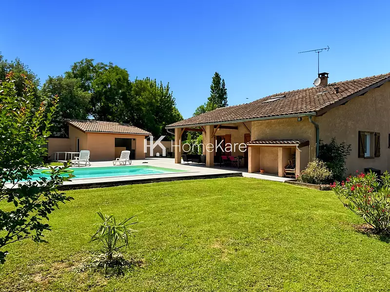 Maison, 159 m²