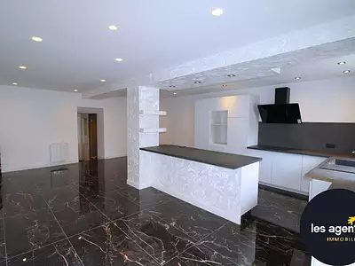 Maison, 185 m²
