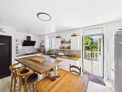 Maison, 249 m²