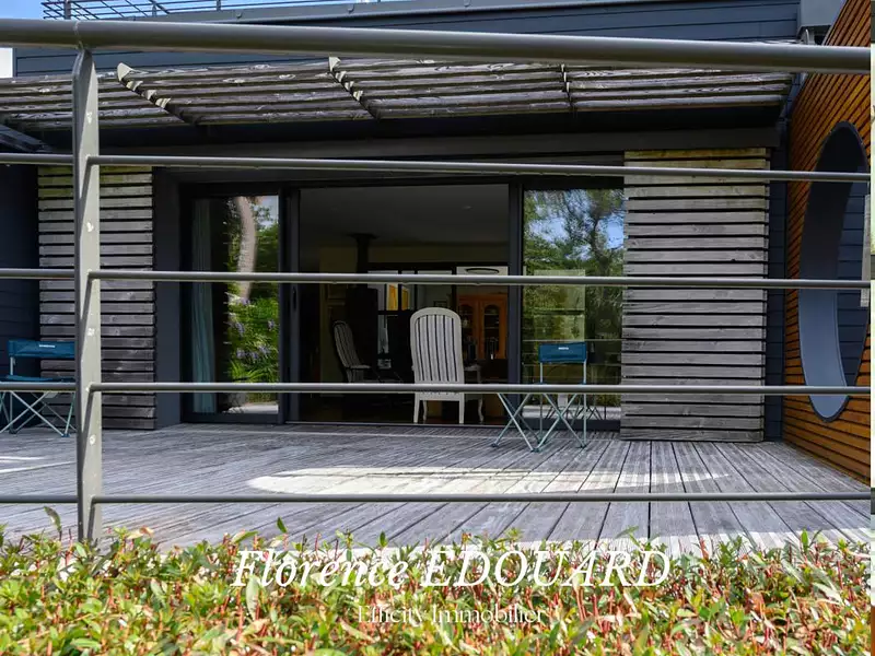 Maison, 230 m²