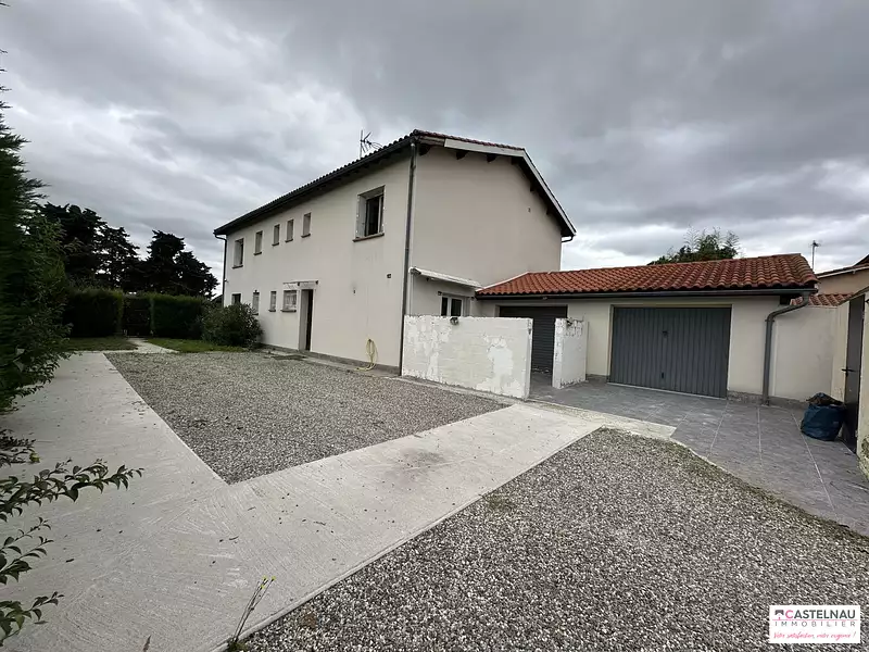 Maison, 240 m²