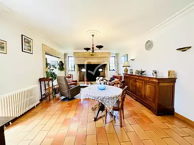 Maison, 250 m²