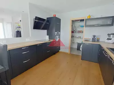 Maison, 145 m²