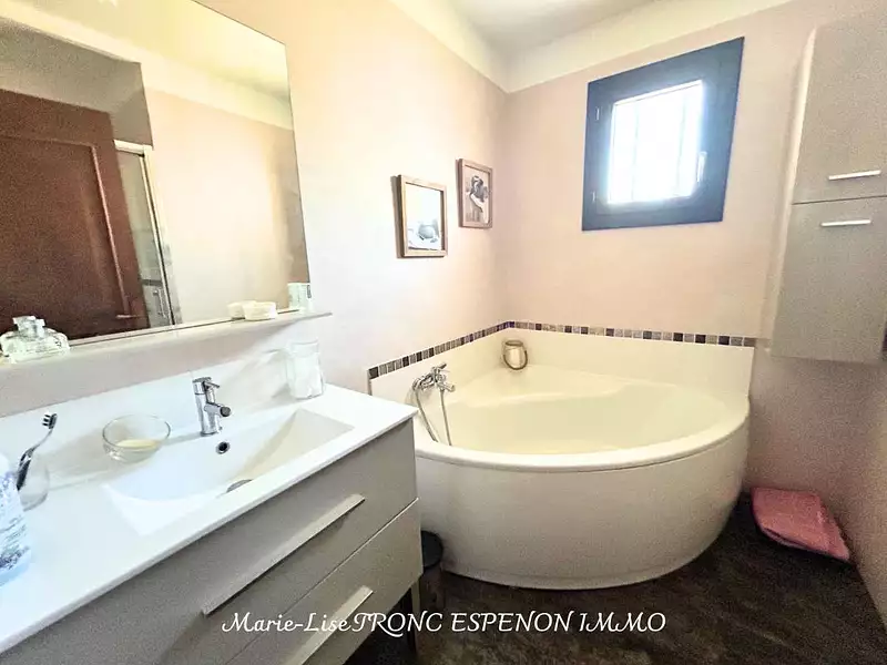 Maison, 114 m²