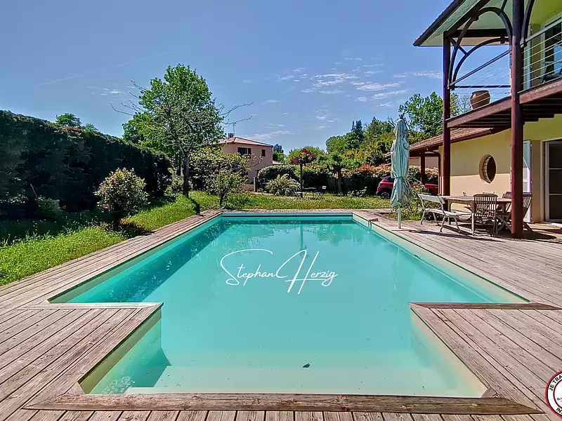 Maison, 200 m²