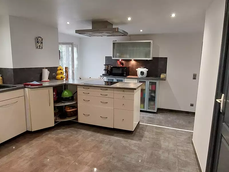Maison, 224 m²