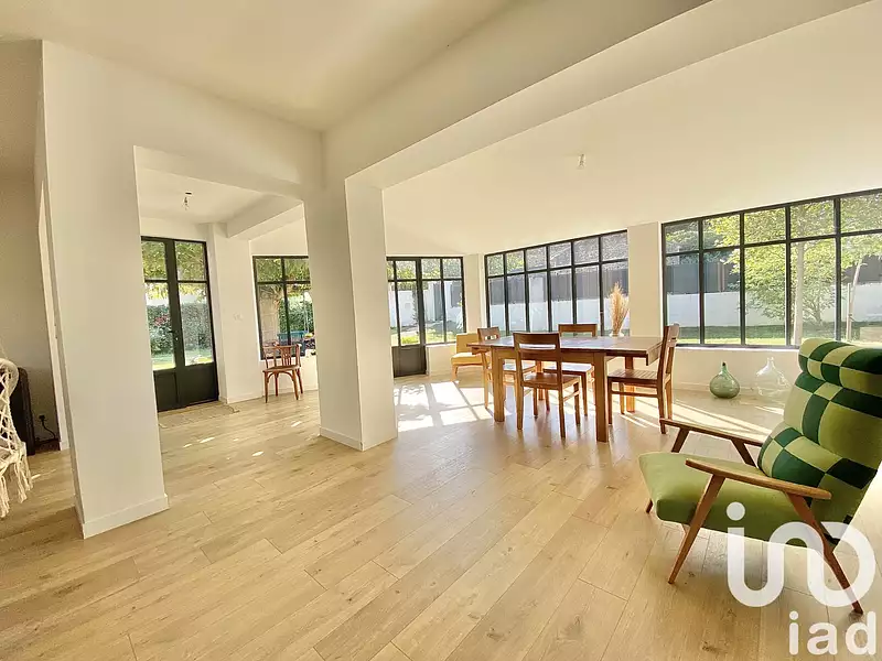 Maison, 185 m²