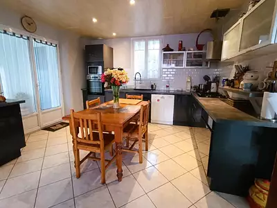 Maison, 194 m²
