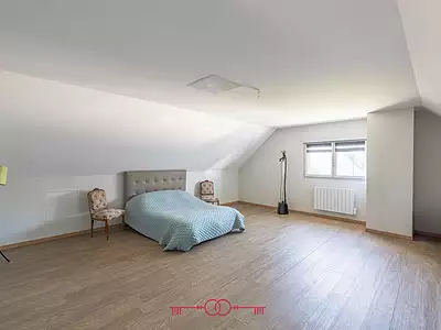 Maison, 270 m²