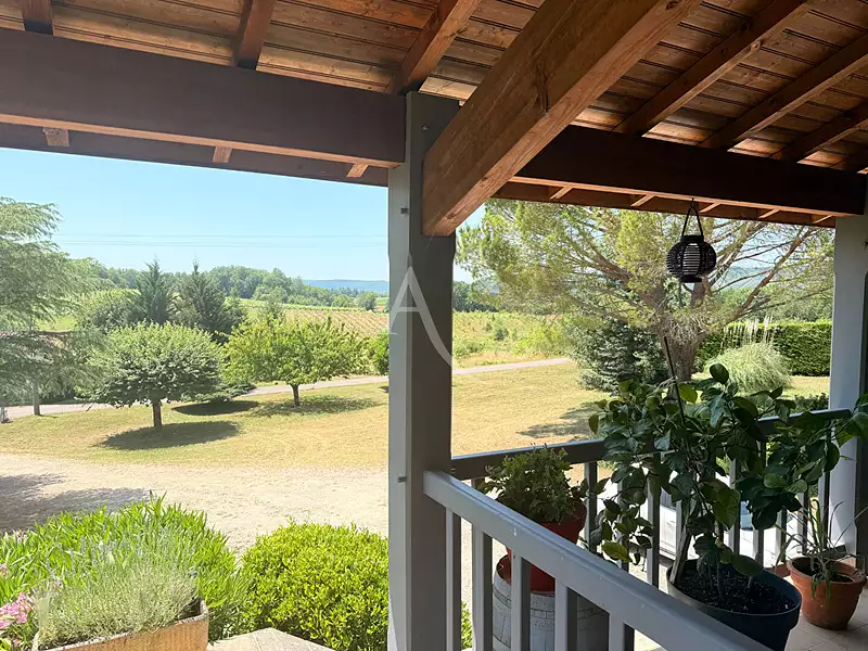 Maison, 202 m²