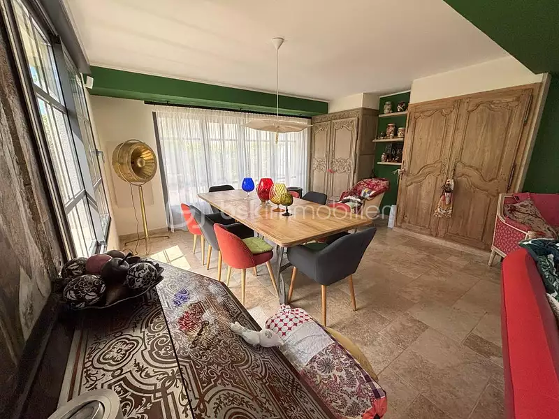 Maison, 200 m²