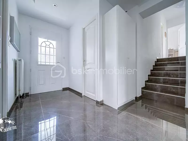 Maison, 161 m²