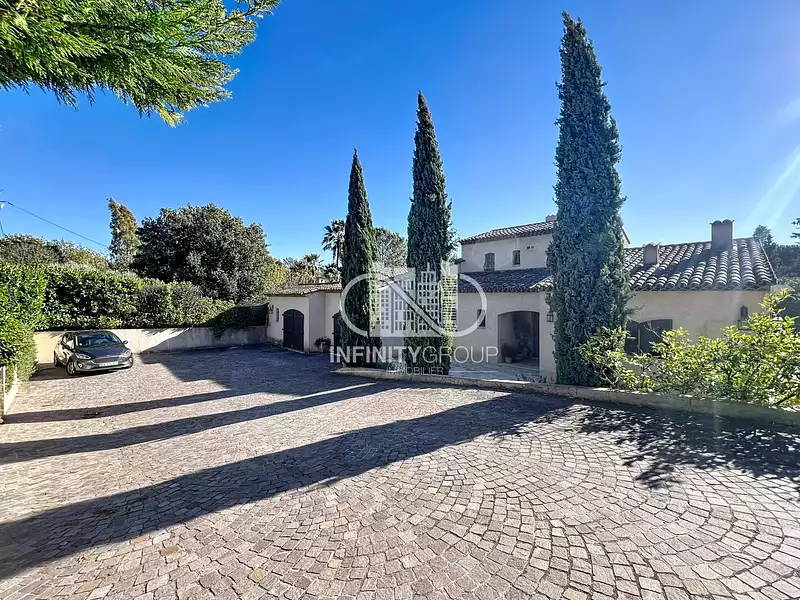 Appartement, 180 m²