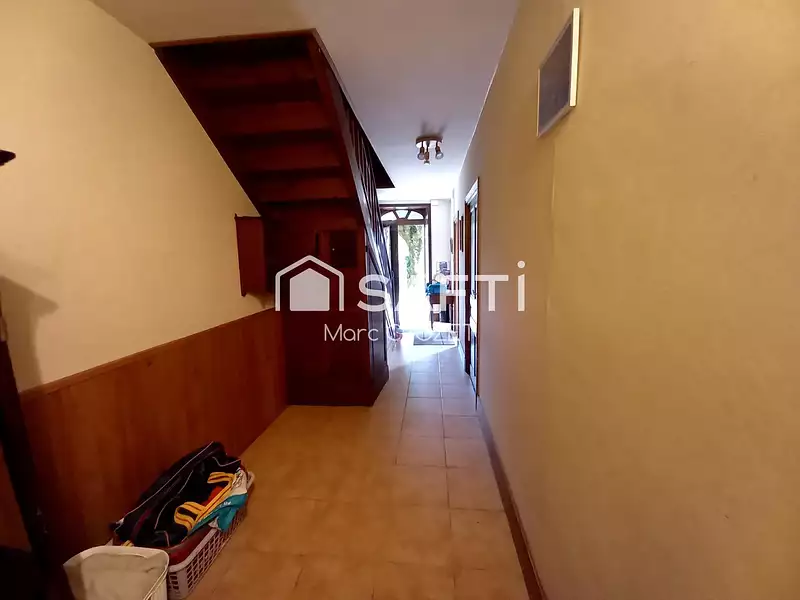Maison, 207 m²