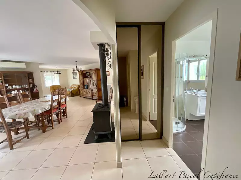 Maison, 98 m²