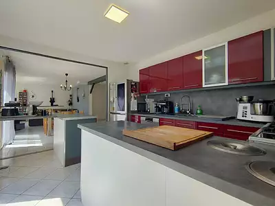 Maison, 216 m²