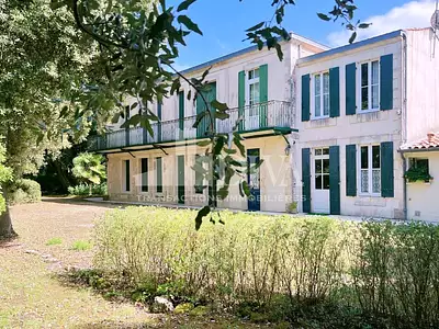 Maison, 226 m²