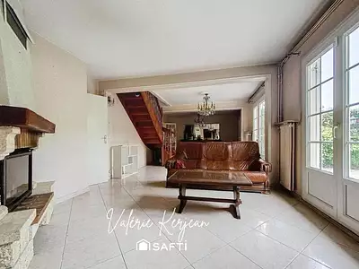 Maison, 164 m²