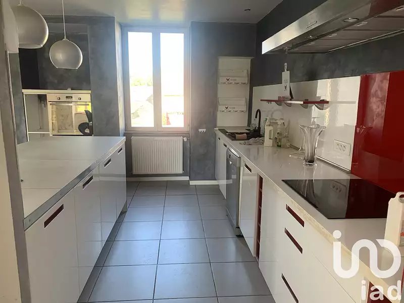 Maison, 176 m²