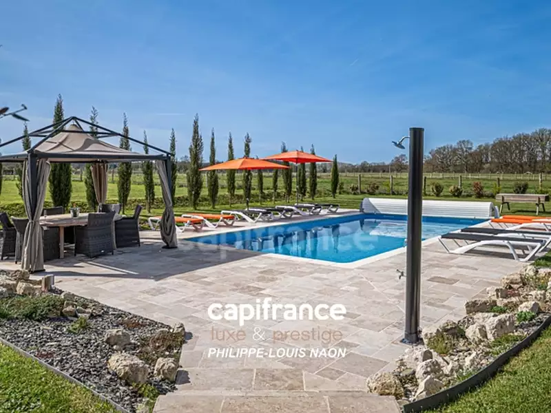 Maison, 210 m²