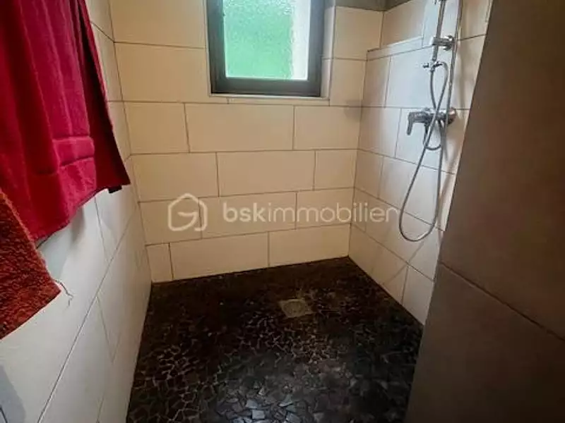 Immeuble, 309 m²