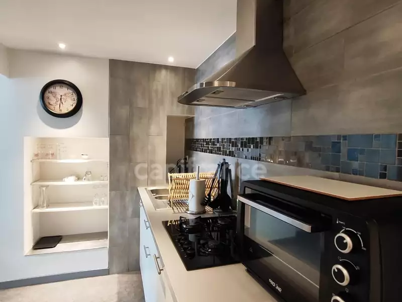 Maison, 290 m²