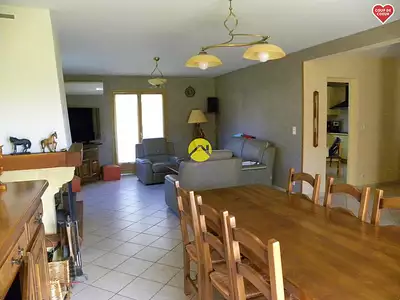 Maison, 199 m²