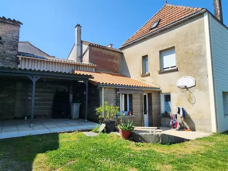 Maison, 143 m²