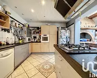 Maison, 300 m²