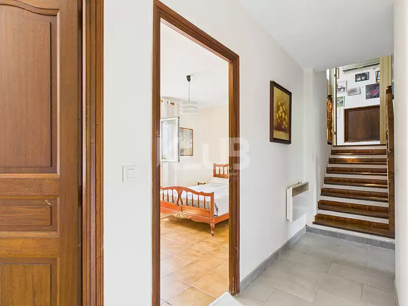 Maison, 196 m²