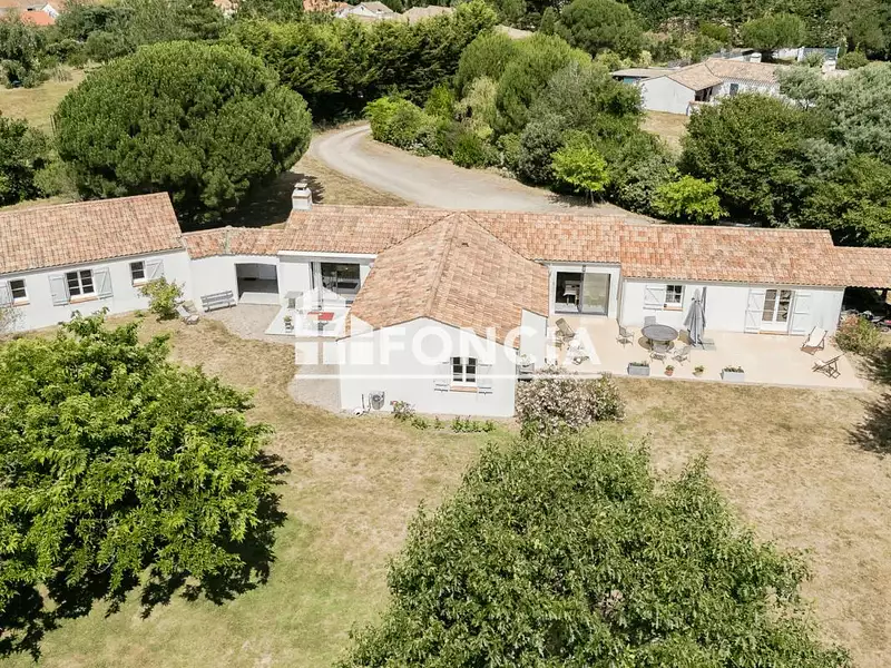 Maison, 232 m²