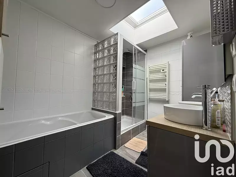 Maison, 103 m²
