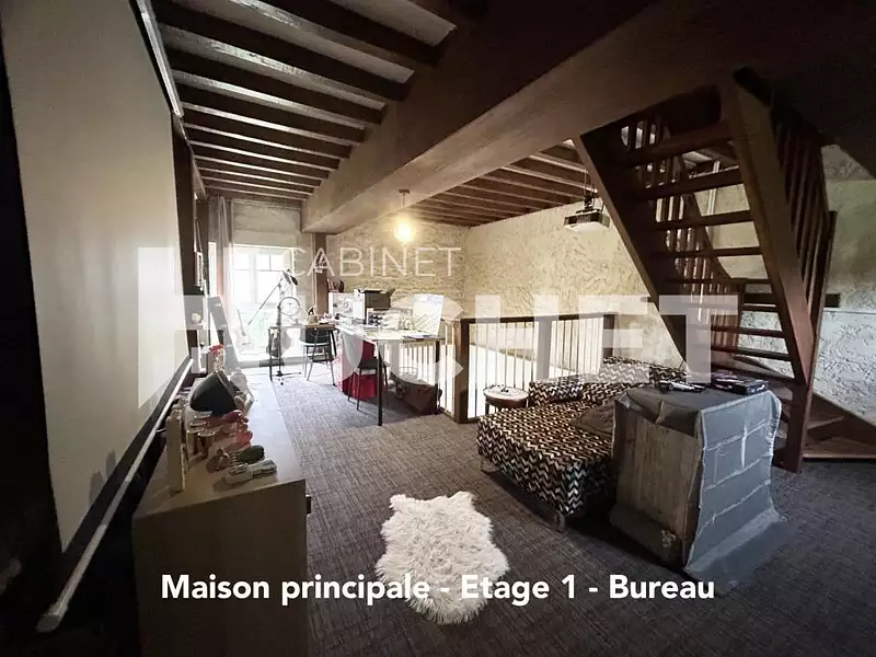 Maison, 644 m²