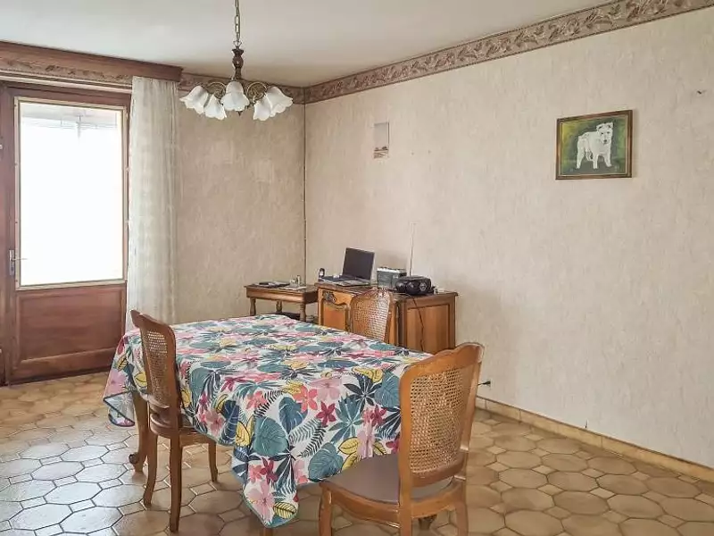 Maison, 93 m²