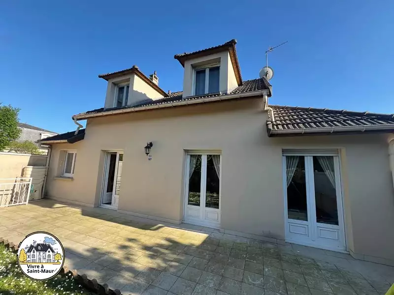 Maison, 155 m²