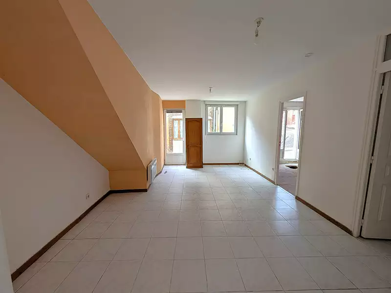Immeuble, 166 m²