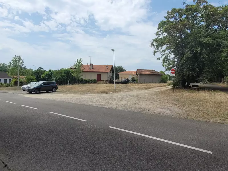 Terrain, 451 m²