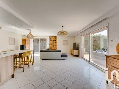 Maison, 161 m²