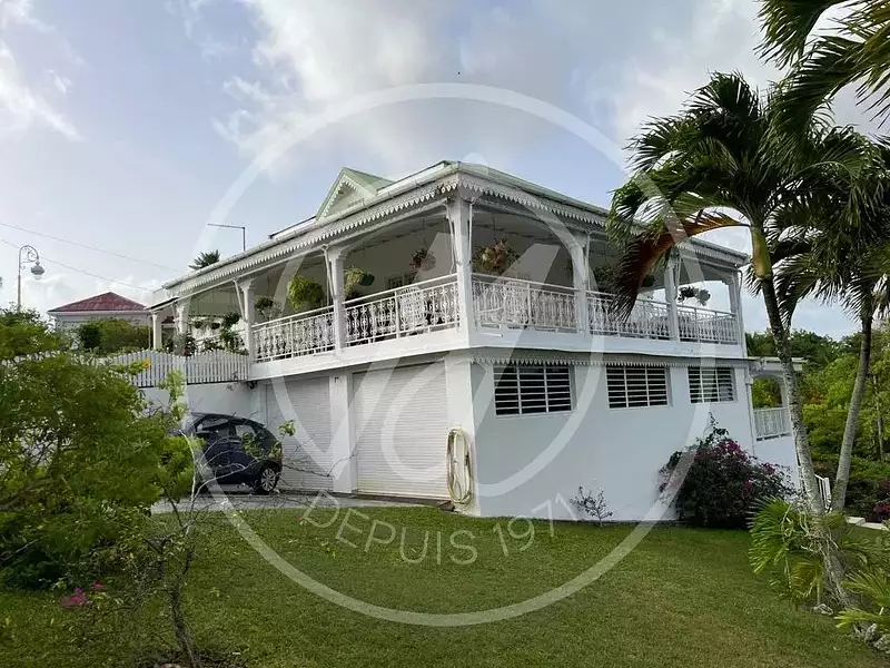 Maison, 292 m²