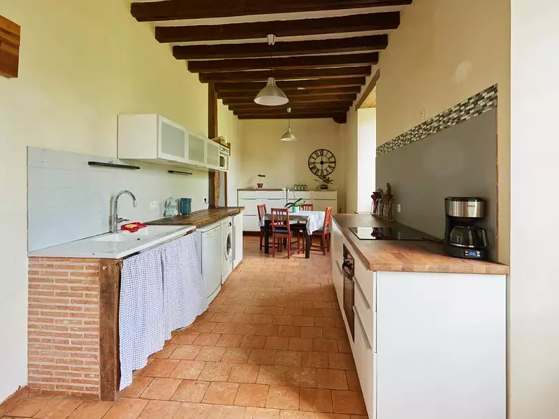 Maison, 375 m²