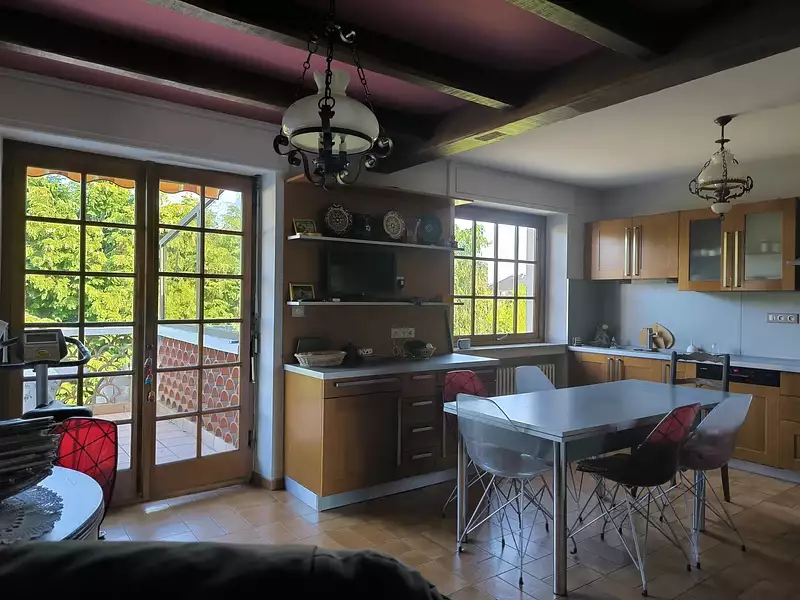 Maison, 232 m²