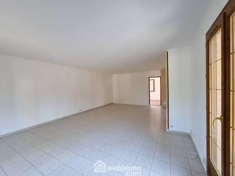 Maison, 121,48 m²