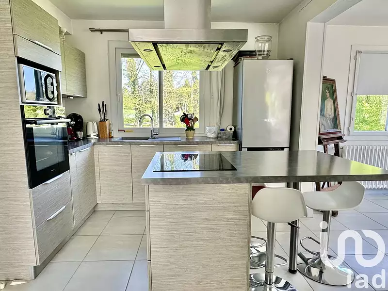 Maison, 202 m²