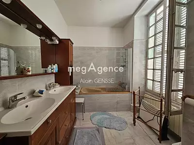 Maison, 292 m²