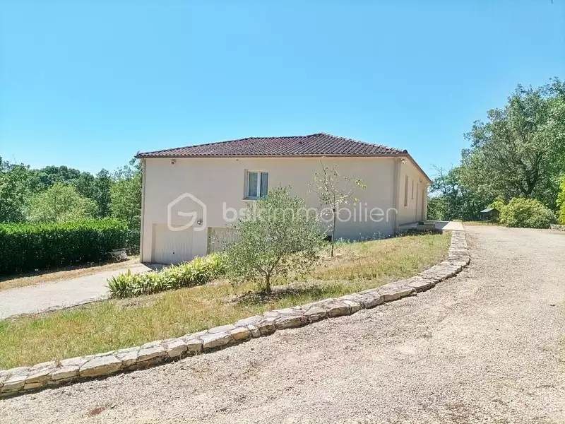 Maison, 132 m²