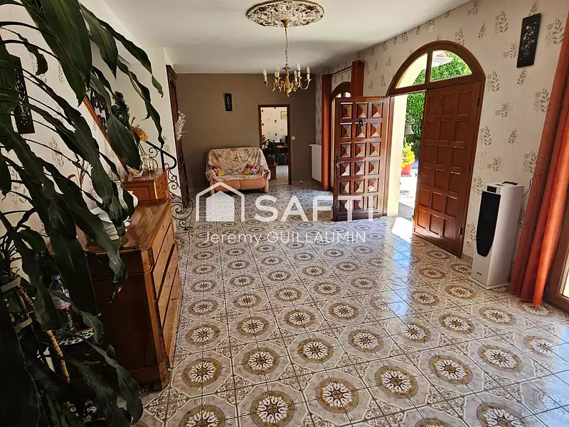 Maison, 274 m²