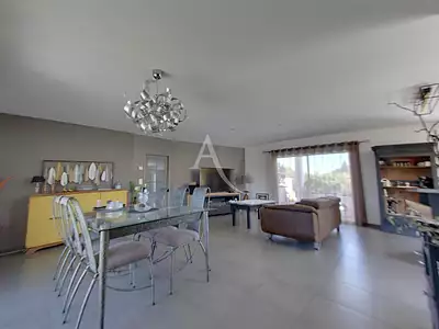 Maison, 133 m²