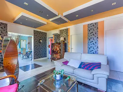 Maison, 261 m²