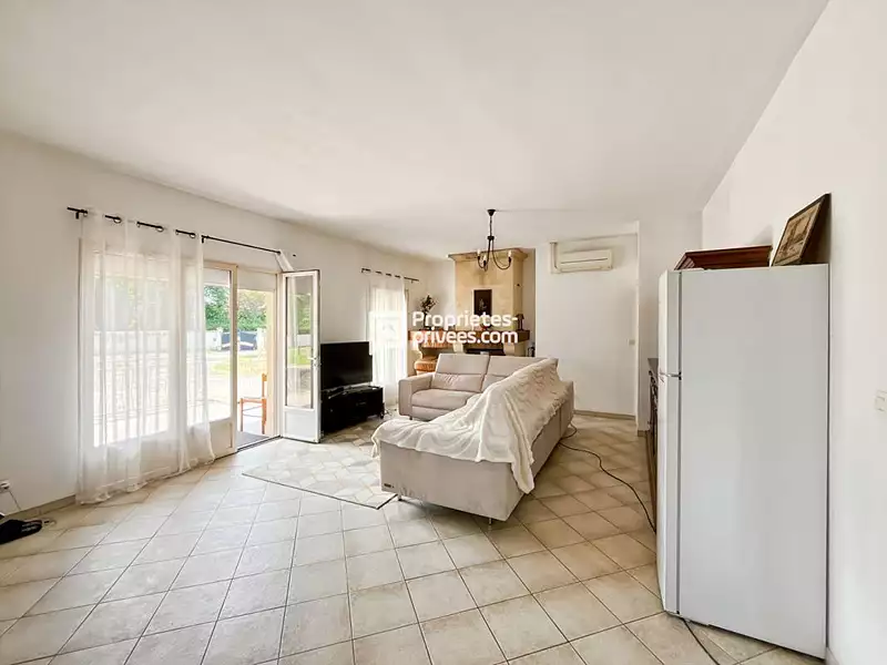 Maison, 220 m²