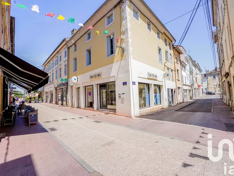 Immeuble, 350 m²